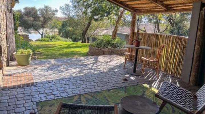 Tzamenkomst River Lodge