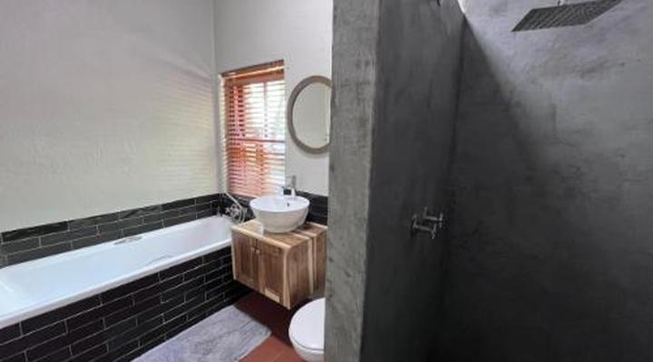 Tzamenkomst River Lodge