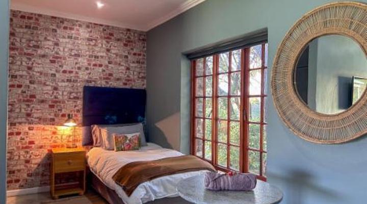 Tzamenkomst River Lodge