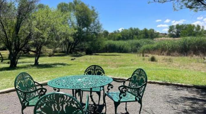 Tzamenkomst River Lodge