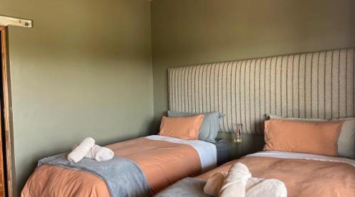 Tzamenkomst River Lodge