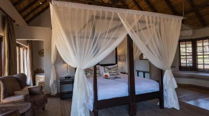 Inyati Game Lodge, Sabi Sand Nature Reserve