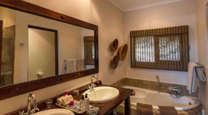 Inyati Game Lodge, Sabi Sand Nature Reserve