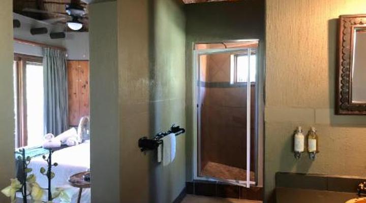 Emhosheni River Lodge