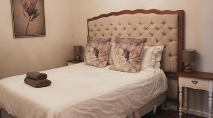 Dellville Country House & Cottages