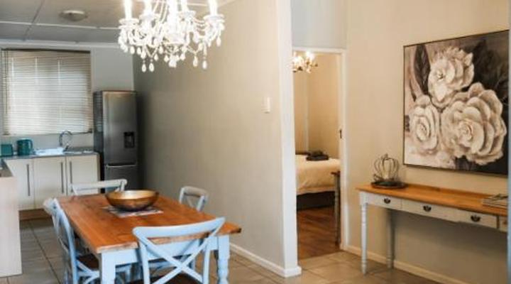 Dellville Country House & Cottages