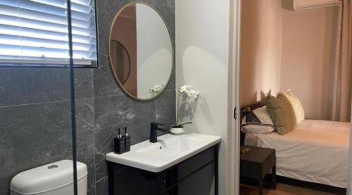 Dellville Country House & Cottages