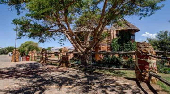 Amphitheatre Backpackers Lodge