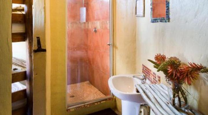 Amphitheatre Backpackers Lodge