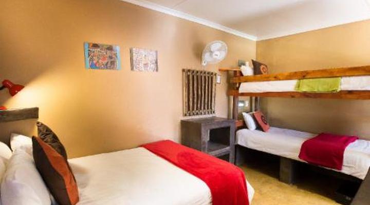 Amphitheatre Backpackers Lodge