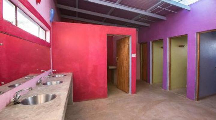 Amphitheatre Backpackers Lodge