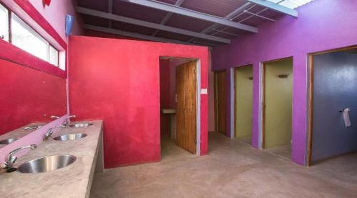 Amphitheatre Backpackers Lodge