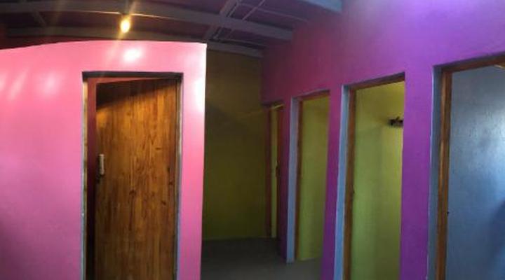 Amphitheatre Backpackers Lodge