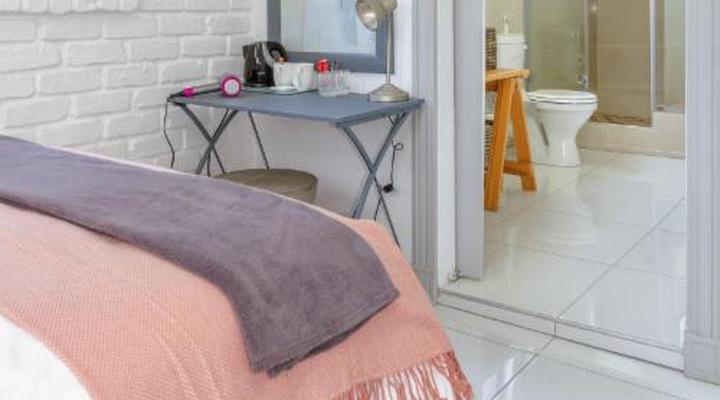 25 On Chrisoliet Luxury Guest Lodge