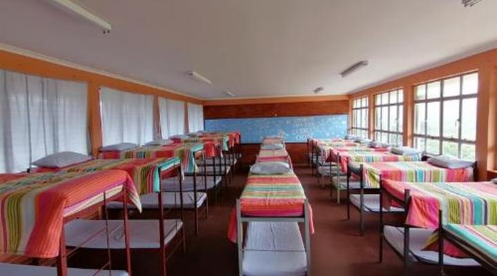 Dirkie Uys Backpackers