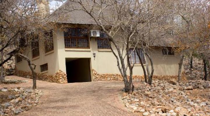 Thabaledi Game Lodge