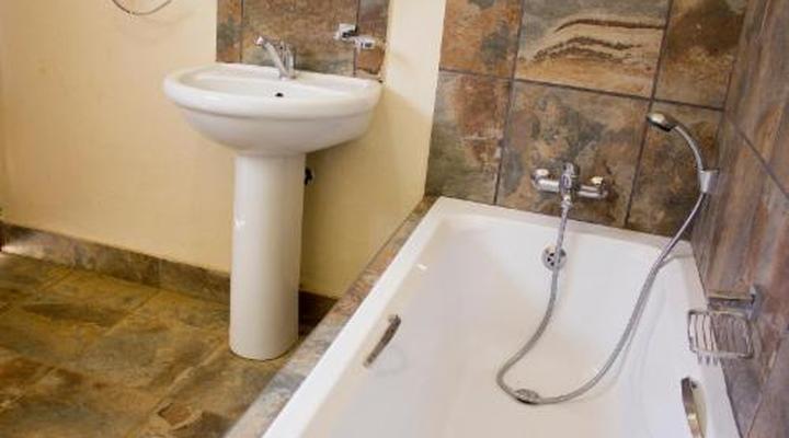 Thabaledi Game Lodge