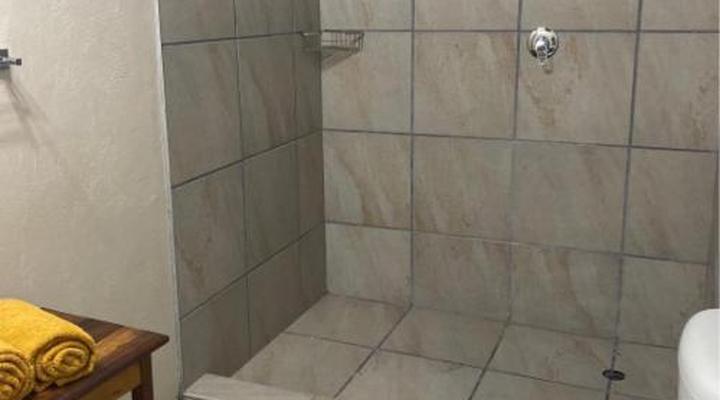 Loch Athlone Overnight Accommodation