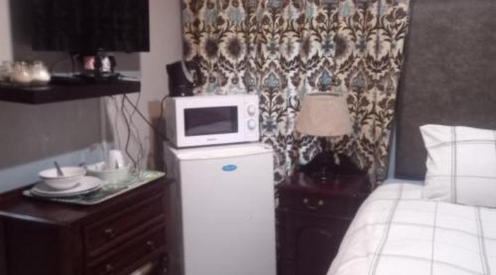 Loch Athlone Overnight Accommodation