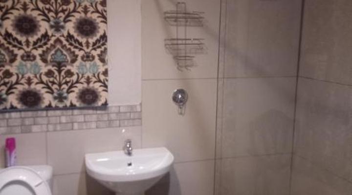 Loch Athlone Overnight Accommodation