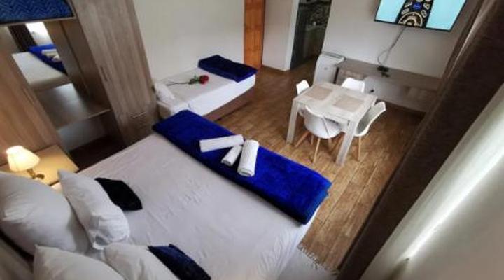 Fifty Galena, Affordable luxury