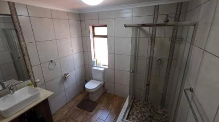 Fifty Galena, Affordable luxury