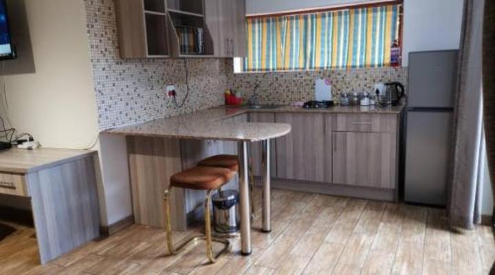 Fifty Galena, Affordable luxury