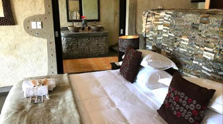 Tinkers Lakeside Lodge