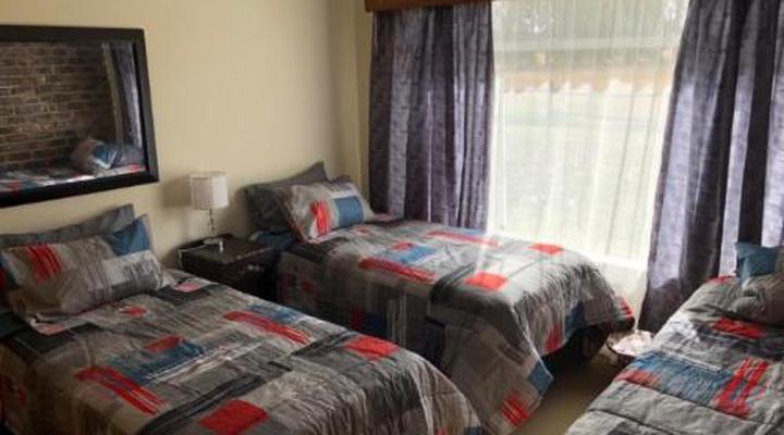 House Cottage and Contractors Manor