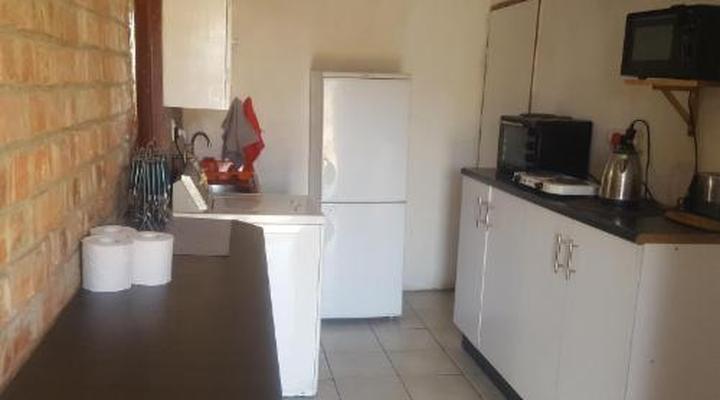 House Cottage and Contractors Manor