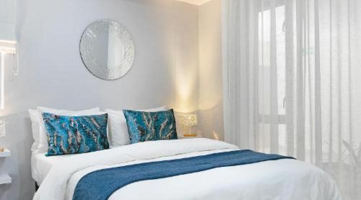 Luxury 2 bedroom apartment in Century City