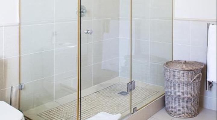 Marine Square Luxury Holiday Suites