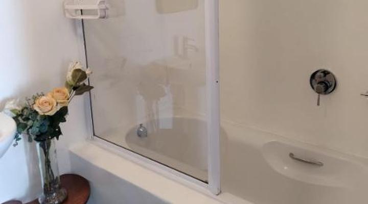 84 on Fourth Guest House!