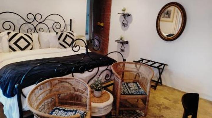 84 on Fourth Guest House!