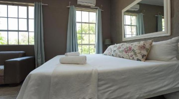 Tsumeb Theater Guesthouse