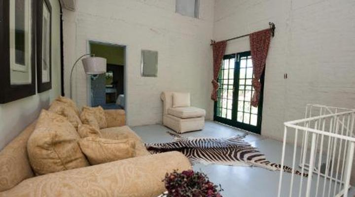 Tsumeb Theater Guesthouse