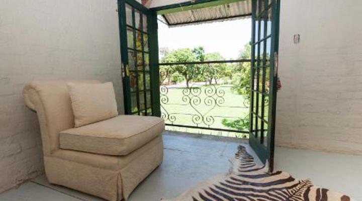 Tsumeb Theater Guesthouse