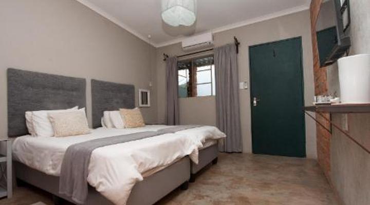 Tsumeb Theater Guesthouse