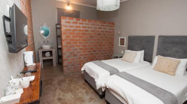 Tsumeb Theater Guesthouse