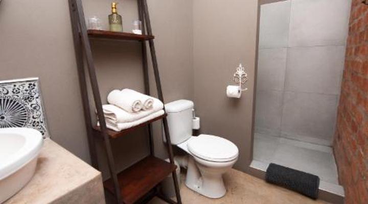 Tsumeb Theater Guesthouse