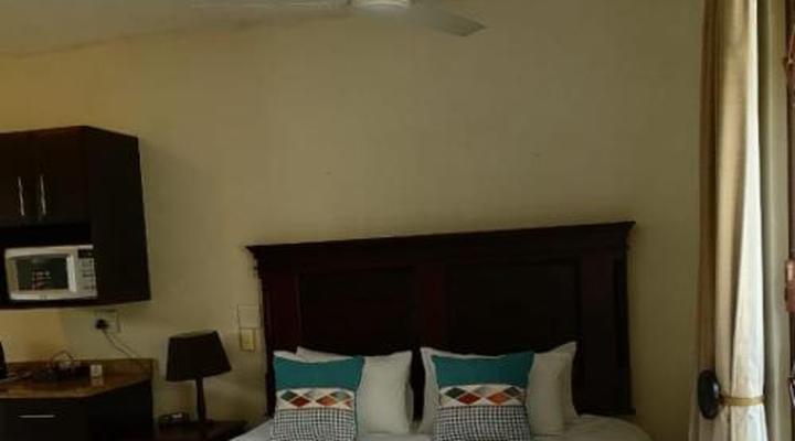 29 On St James Guest Lodge