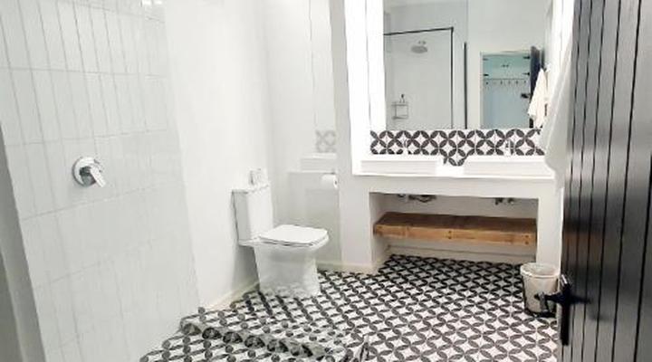 Point Village Guest House