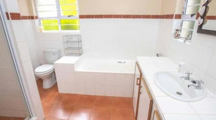 23 Ambleside Holiday Retreat by the Sea