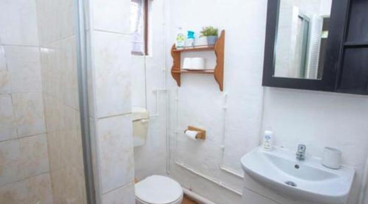 23 Ambleside Holiday Retreat by the Sea