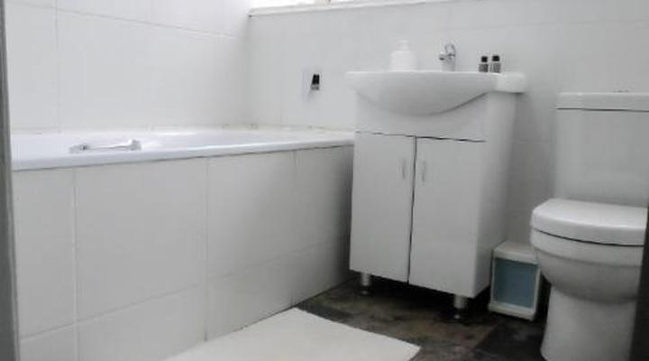 Zestees Bed & Breakfast