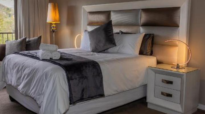 8 On Penny Guesthouse