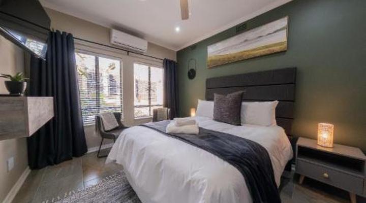 8 On Penny Guesthouse