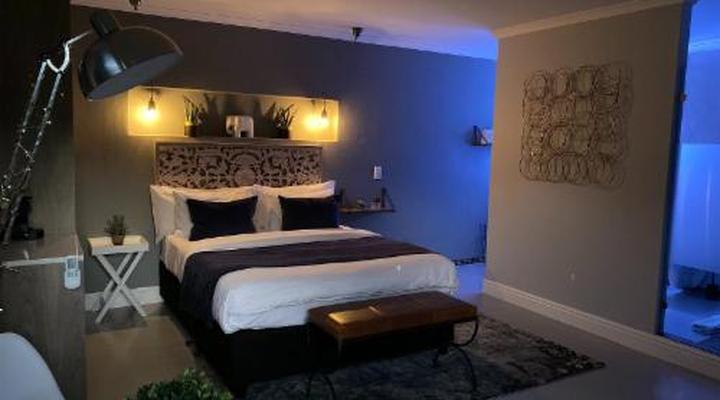 A Studio Apartment in Bloubergsands