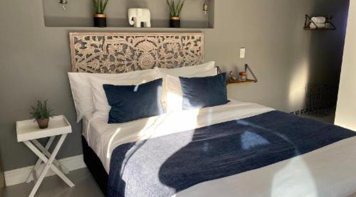 A Studio Apartment in Bloubergsands