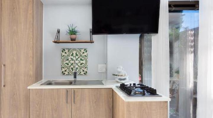 A Studio Apartment in Bloubergsands